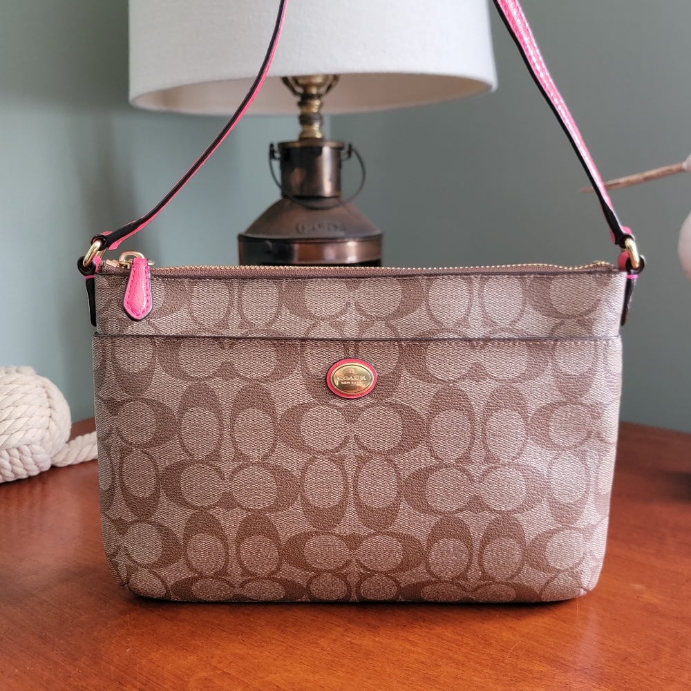 Coach East West Swingpack Khaki Signature Canvas Pink Patent Leather Bag Y2K
